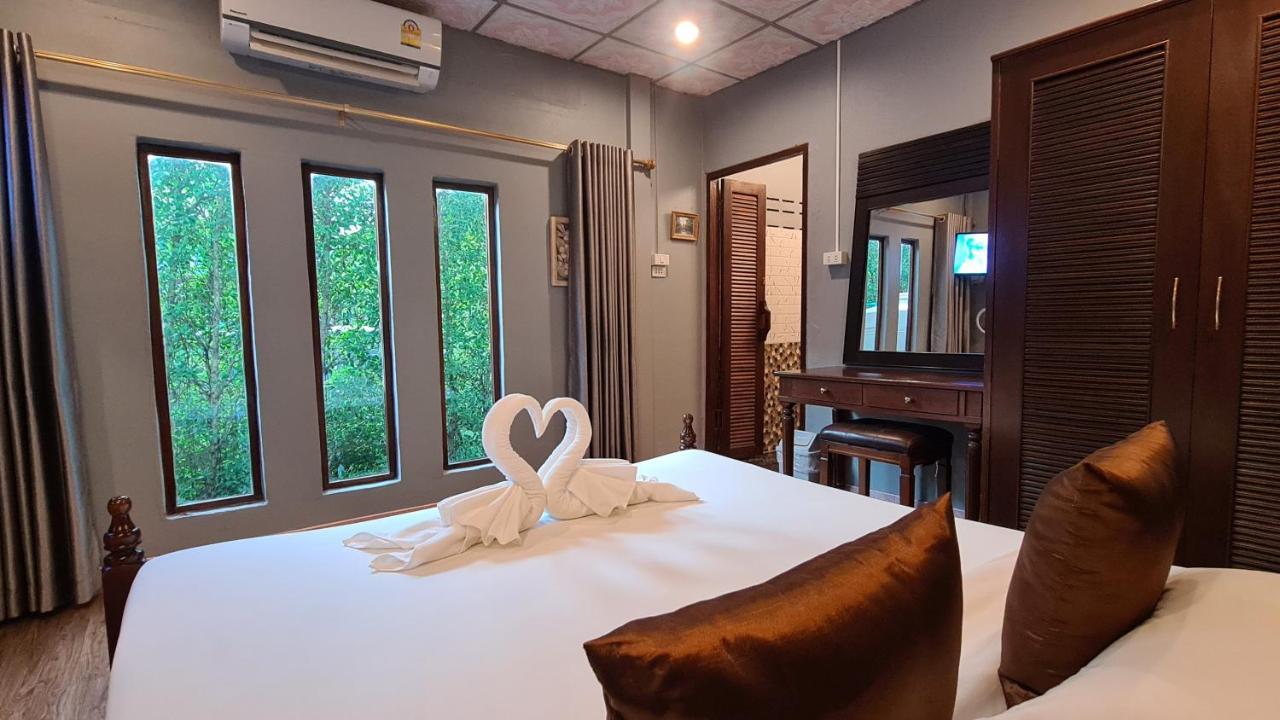 Amantra Homestay & Village スラート・ターニー エクステリア 写真