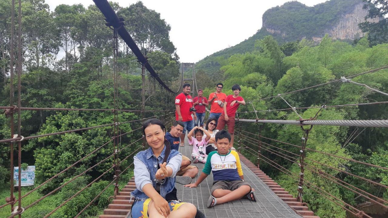 Amantra Homestay & Village スラート・ターニー エクステリア 写真