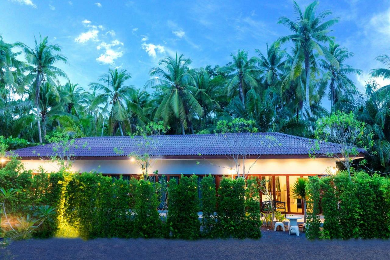 Amantra Homestay & Village スラート・ターニー エクステリア 写真